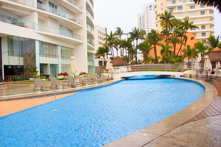 Departamento Pie de Playa 2 Recámaras en Zona Dorada