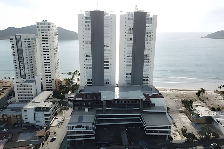 Beachfront · 2 Bedrooms in Zona Dorada