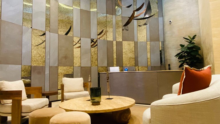 Lujo frente al mar con terraza privada en Zona Dorada