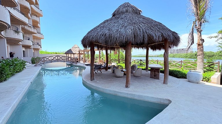 Departamento boutique con diseño Tulum en Marina Mazatlán