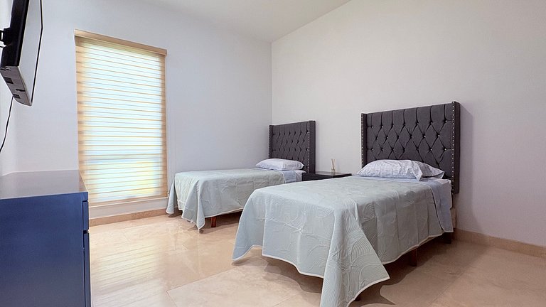 Casa con jardín, alberca y jacuzzi privado en Zona Dorada