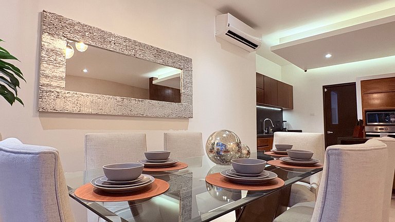 Casa con jardín, alberca y jacuzzi privado en Zona Dorada