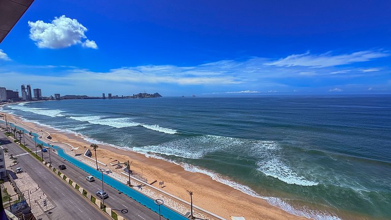 Torre Central 102: Lujo Frente al Mar en Mazatlán