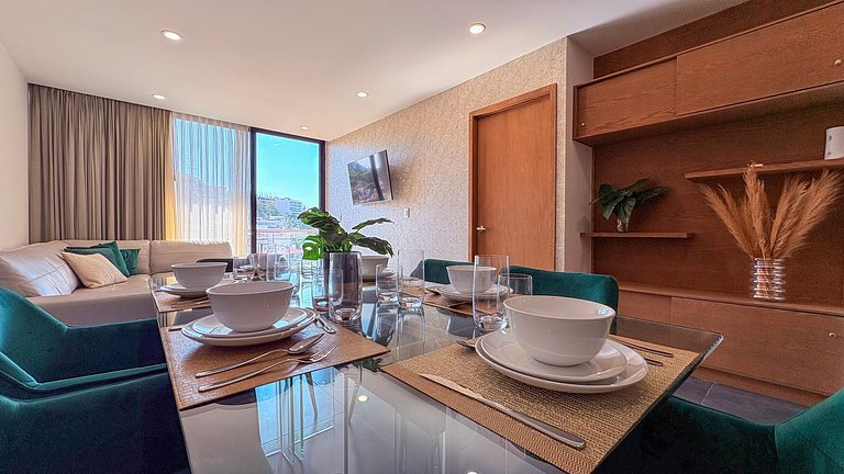 Sea View · 2BR · Malecon · Near Historic Center