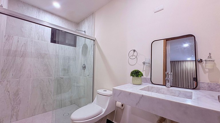 Sea View · 2BR · Malecon · Near Historic Center