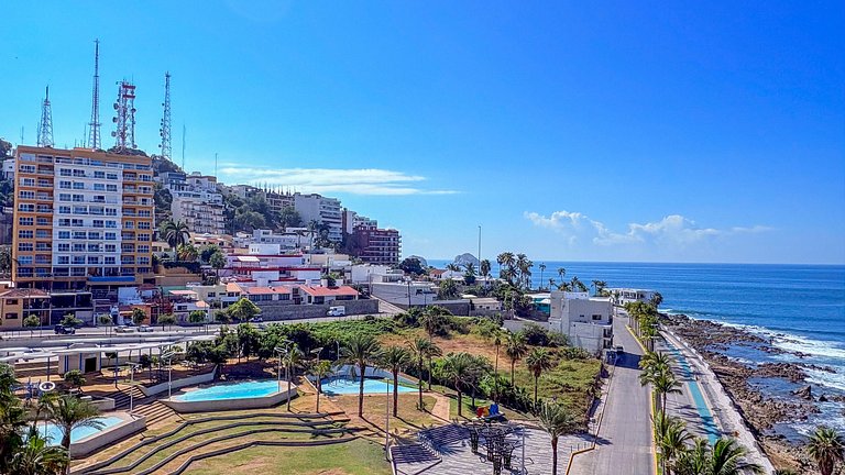 Vista al Mar · 2 Rec · Malecón · Cerca Centro Histórico