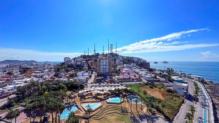 Vista al Mar · 2 Rec · Malecón · Cerca Centro Histórico