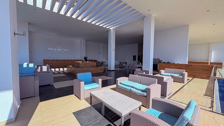 Boca de Cielo · Malecón · Ocean Views