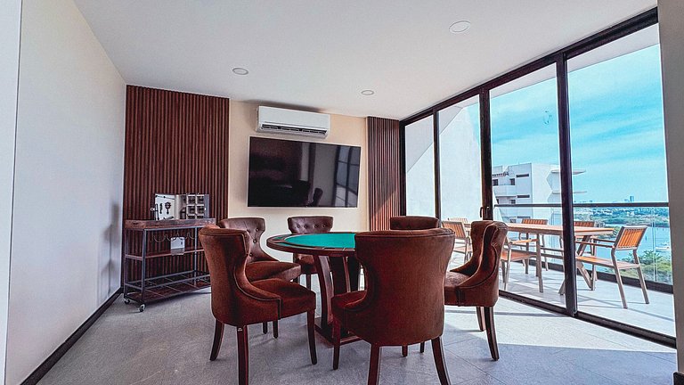 Luxury Penthouse at Nautilus Marina Mazatlán for 12