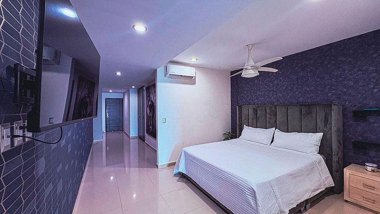 Beachfront Loft in Zona Dorada Tramonto Mazatlan
