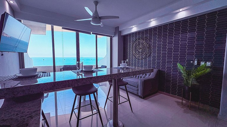 Beachfront Loft in Zona Dorada Tramonto Mazatlan