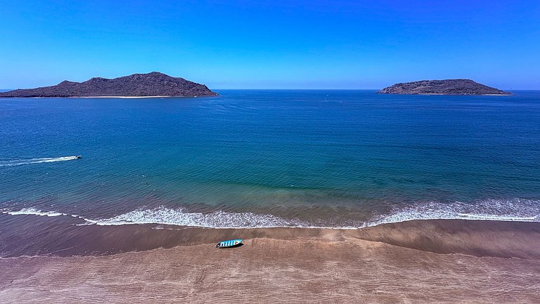 Beachfront Loft in Zona Dorada Tramonto Mazatlan