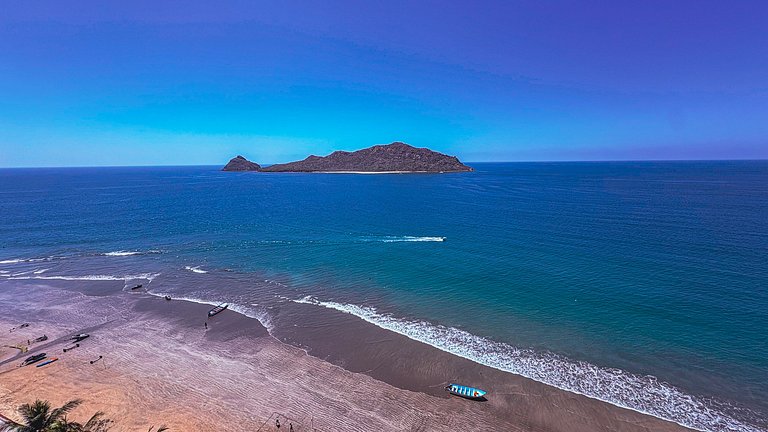 Beachfront Loft in Zona Dorada Tramonto Mazatlan