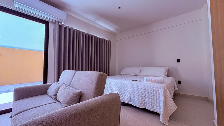 Loft · Excellent Location · 5 Min to the Beach
